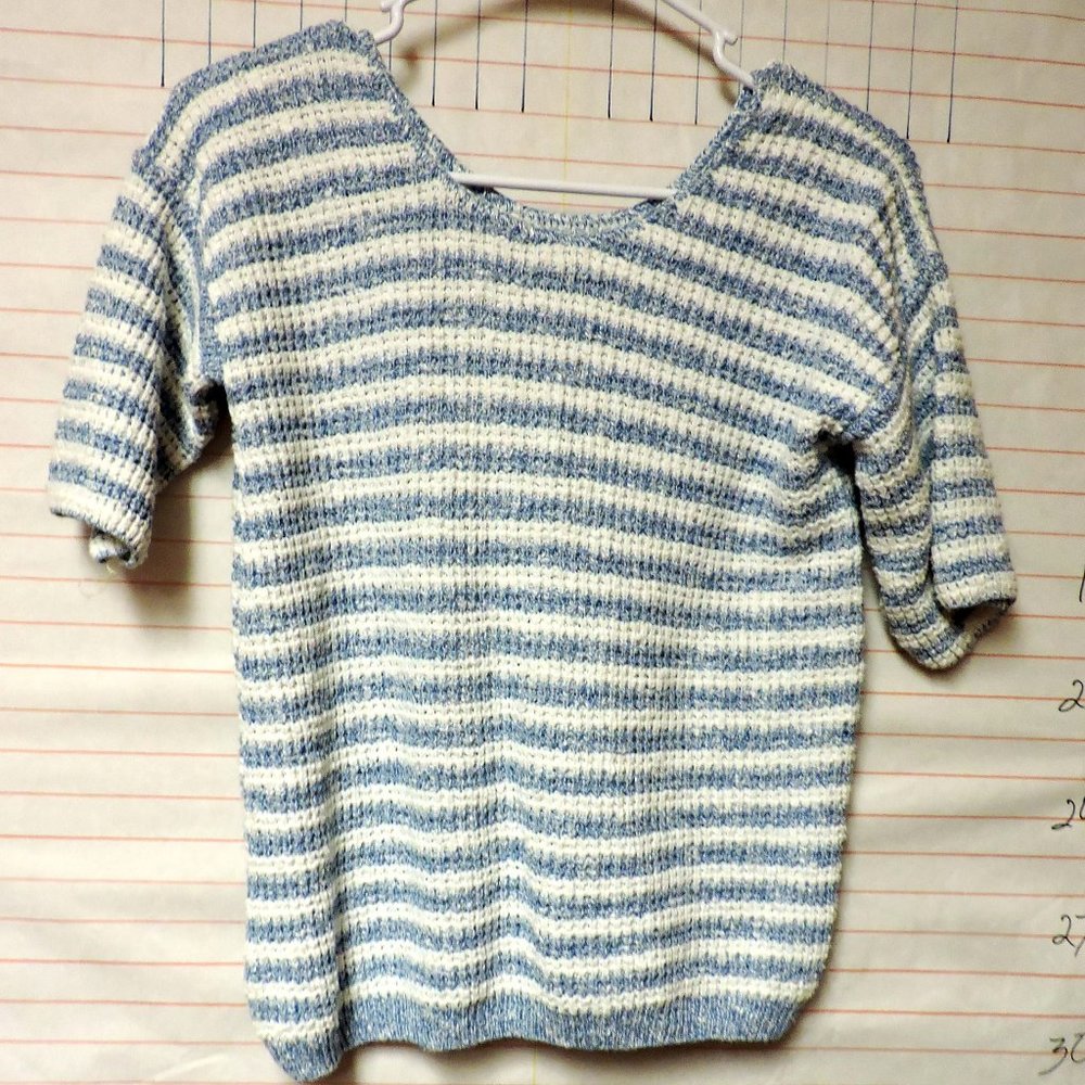 NO BRAND, NO CARE TAGS … pullover sweater  blue and white stripes